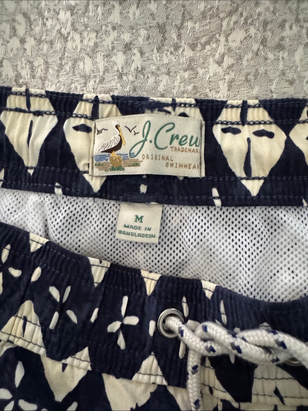J. Crew Navy & White Geometric 6'' stretch swim trunk, sz Med - Picture 2 of 7